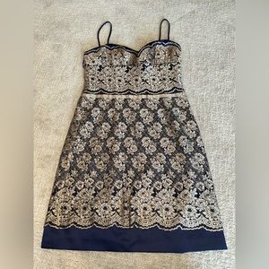 Nine West 4 gold blue dress